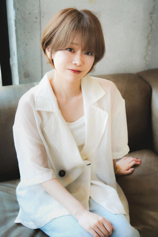 大人かわいいショートレイヤー